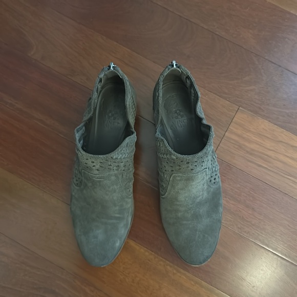 Vince Camuto Booties - Picture 2 of 9